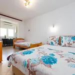 Pensionat Vrebac Badem On The Peljesac Peninsula 3*