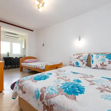Pensionat Vrebac Badem On The Peljesac Peninsula *