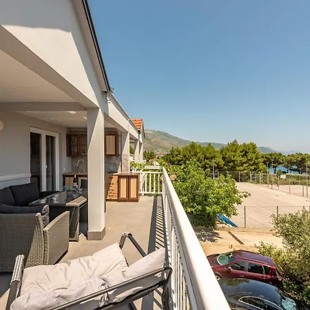 Vrebac Badem On The Peljesac Peninsula 게스트하우스 오레비츠