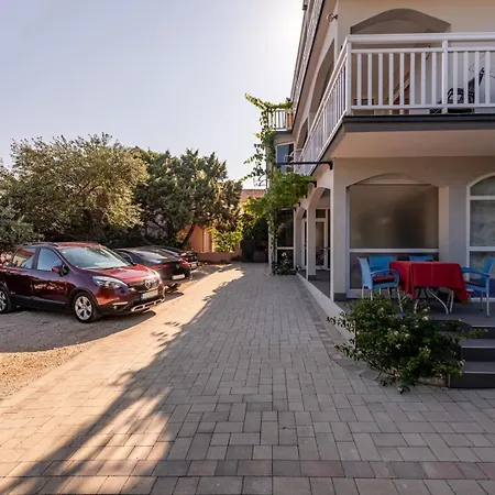 Vrebac Badem On The Peljesac Peninsula Πανσιόν